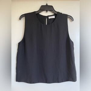Aritzia Babaton sleeveless round neck tank blouse M